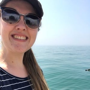 Meet your Posher, Danielle